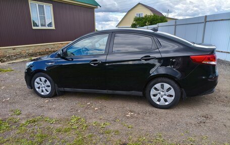 KIA Rio III рестайлинг, 2017 год, 700 000 рублей, 2 фотография