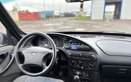 Chevrolet Niva I рестайлинг, 2005 год, 275 000 рублей, 6 фотография