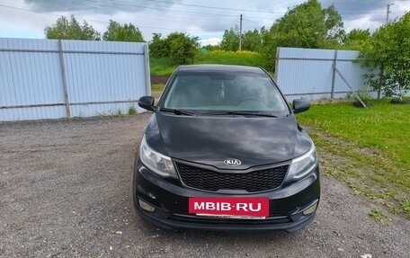 KIA Rio III рестайлинг, 2017 год, 700 000 рублей, 3 фотография