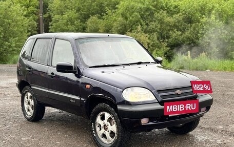 Chevrolet Niva I рестайлинг, 2005 год, 275 000 рублей, 3 фотография