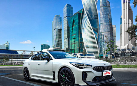 KIA Stinger I, 2018 год, 2 300 000 рублей, 18 фотография