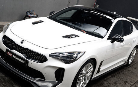 KIA Stinger I, 2018 год, 2 300 000 рублей, 17 фотография
