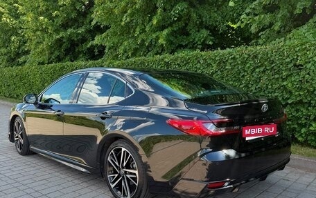 Toyota Camry, 2024 год, 3 650 000 рублей, 5 фотография