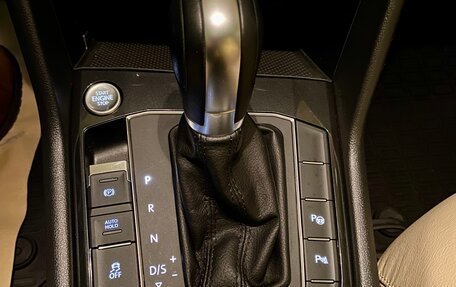 Volkswagen Tiguan II, 2017 год, 2 350 000 рублей, 16 фотография
