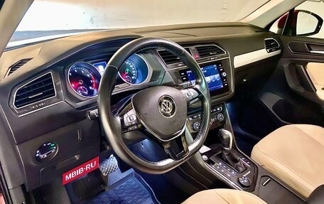 Volkswagen Tiguan II, 2017 год, 2 350 000 рублей, 34 фотография