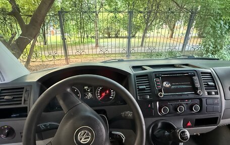 Volkswagen Transporter T5 рестайлинг, 2012 год, 950 000 рублей, 7 фотография