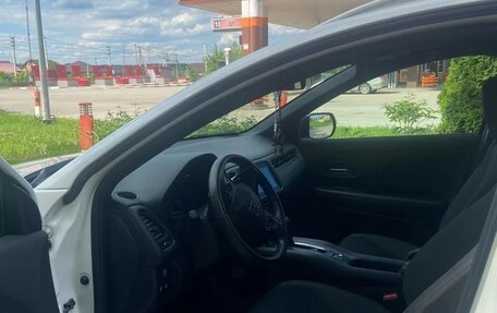 Honda HR-V II, 2021 год, 2 300 000 рублей, 9 фотография