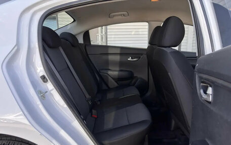 KIA Rio IV, 2021 год, 1 249 000 рублей, 12 фотография