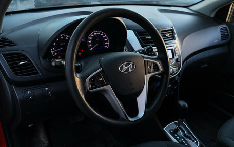 Hyundai Solaris II рестайлинг, 2013 год, 850 000 рублей, 13 фотография