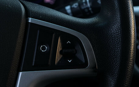 Hyundai Solaris II рестайлинг, 2013 год, 850 000 рублей, 18 фотография