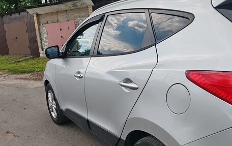Hyundai ix35 I рестайлинг, 2011 год, 1 050 000 рублей, 3 фотография