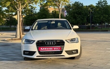 Audi A4, 2012 год, 1 420 000 рублей, 4 фотография