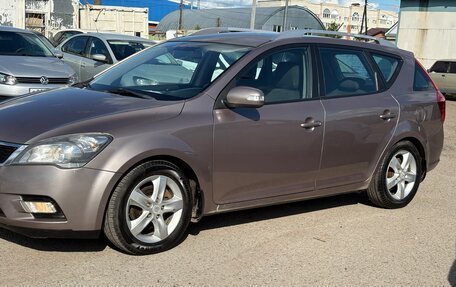 KIA cee'd I рестайлинг, 2010 год, 668 000 рублей, 1 фотография