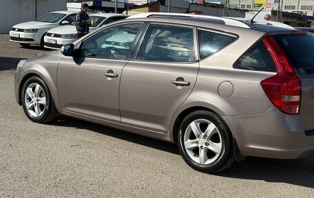 KIA cee'd I рестайлинг, 2010 год, 668 000 рублей, 4 фотография