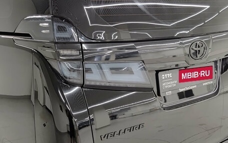 Toyota Vellfire II, 2018 год, 5 850 000 рублей, 13 фотография