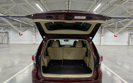 Toyota Highlander III, 2014 год, 3 490 000 рублей, 12 фотография