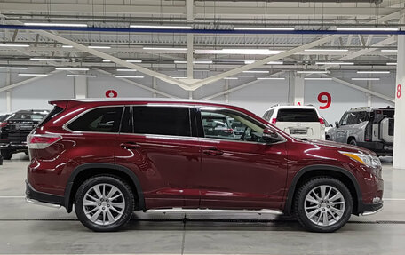 Toyota Highlander III, 2014 год, 3 490 000 рублей, 5 фотография