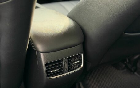 Mazda 6, 2019 год, 2 295 000 рублей, 33 фотография