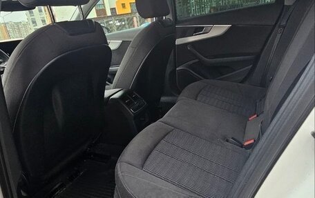 Audi A4, 2016 год, 1 600 000 рублей, 5 фотография