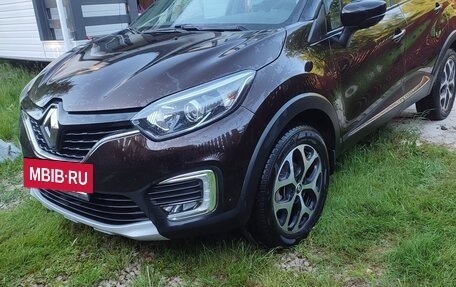 Renault Kaptur I рестайлинг, 2017 год, 1 550 000 рублей, 2 фотография