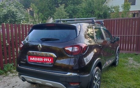 Renault Kaptur I рестайлинг, 2017 год, 1 550 000 рублей, 3 фотография
