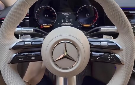 Mercedes-Benz S-Класс, 2026 год, 24 000 000 рублей, 2 фотография