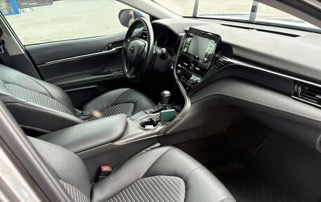 Toyota Camry, 2020 год, 2 655 000 рублей, 13 фотография