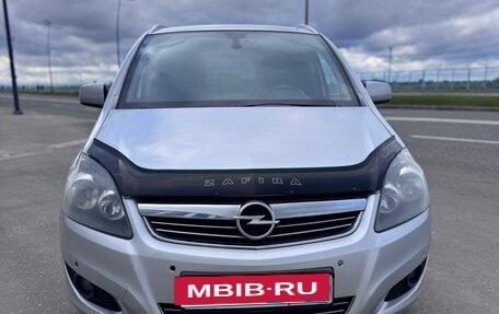 Opel Zafira B, 2012 год, 615 000 рублей, 2 фотография