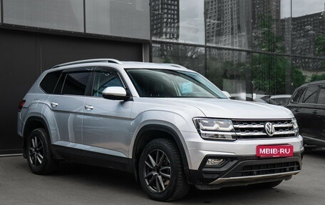 Volkswagen Teramont I, 2018 год, 3 450 000 рублей, 3 фотография