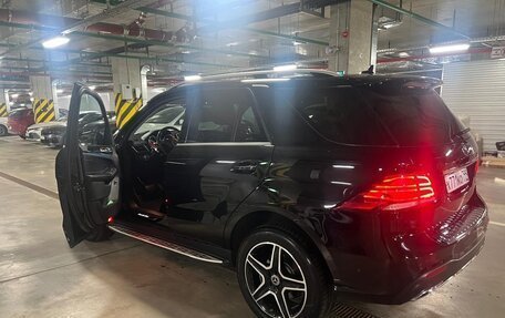 Mercedes-Benz GLE, 2018 год, 4 200 000 рублей, 3 фотография