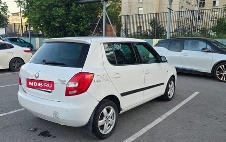 Skoda Fabia II, 2010 год, 350 000 рублей, 6 фотография