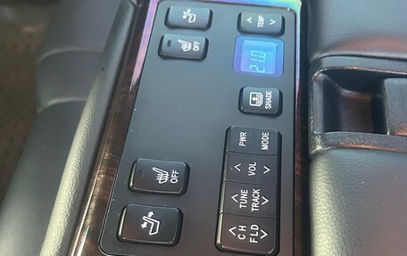 Toyota Camry, 2017 год, 2 350 000 рублей, 8 фотография