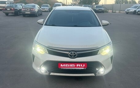 Toyota Camry, 2017 год, 2 350 000 рублей, 22 фотография