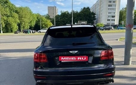 Bentley Bentayga I, 2019 год, 10 500 000 рублей, 2 фотография