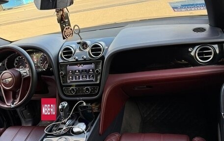 Bentley Bentayga I, 2019 год, 10 500 000 рублей, 8 фотография