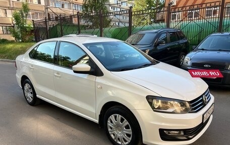 Volkswagen Polo VI (EU Market), 2015 год, 795 000 рублей, 2 фотография