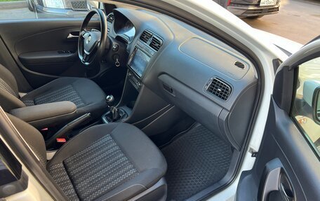 Volkswagen Polo VI (EU Market), 2015 год, 795 000 рублей, 17 фотография