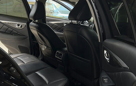 Infiniti Q50 I рестайлинг, 2015 год, 1 850 000 рублей, 3 фотография