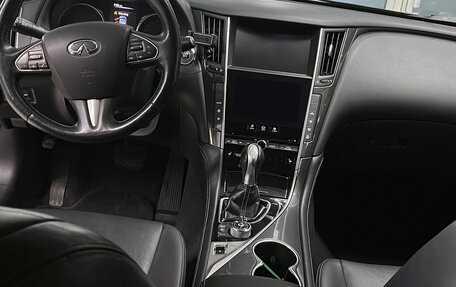 Infiniti Q50 I рестайлинг, 2015 год, 1 850 000 рублей, 5 фотография