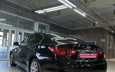 Infiniti Q50 I рестайлинг, 2015 год, 1 850 000 рублей, 13 фотография