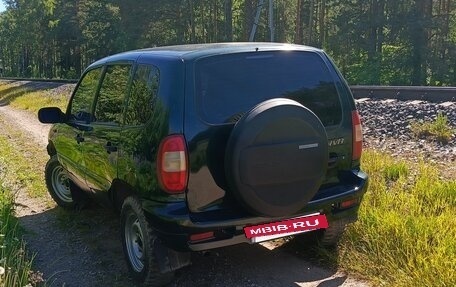 Chevrolet Niva I рестайлинг, 2004 год, 320 000 рублей, 3 фотография