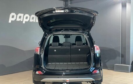 Toyota RAV4, 2017 год, 2 450 000 рублей, 5 фотография