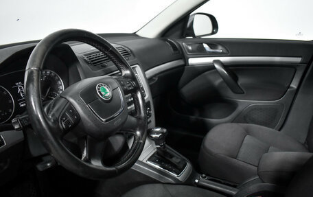 Skoda Octavia, 2012 год, 990 000 рублей, 10 фотография