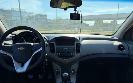Chevrolet Cruze II, 2012 год, 800 000 рублей, 8 фотография