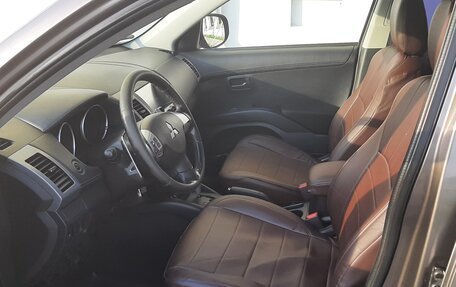 Mitsubishi Outlander III рестайлинг 3, 2012 год, 940 000 рублей, 9 фотография