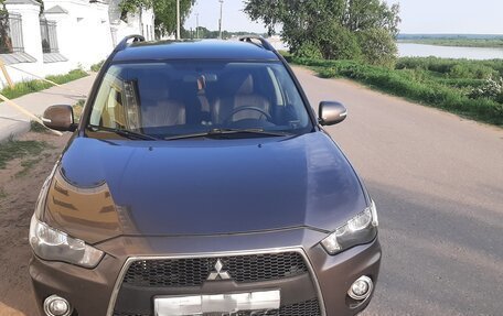 Mitsubishi Outlander III рестайлинг 3, 2012 год, 940 000 рублей, 10 фотография