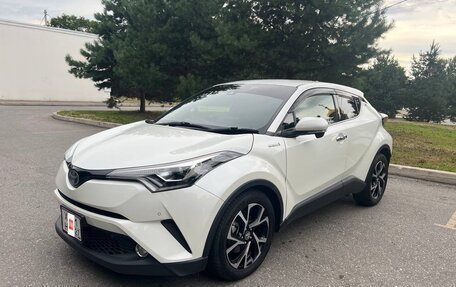 Toyota C-HR I рестайлинг, 2018 год, 2 050 000 рублей, 1 фотография
