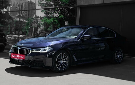 BMW 5 серия, 2020 год, 3 130 000 рублей, 2 фотография