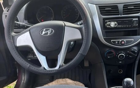 Hyundai Solaris II рестайлинг, 2012 год, 887 000 рублей, 15 фотография