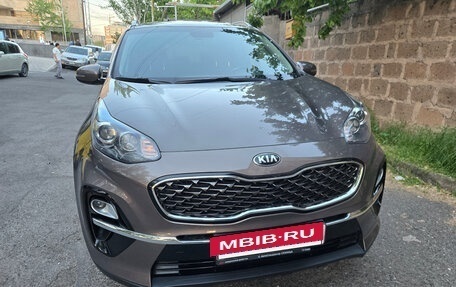 KIA Sportage IV рестайлинг, 2019 год, 2 200 000 рублей, 3 фотография